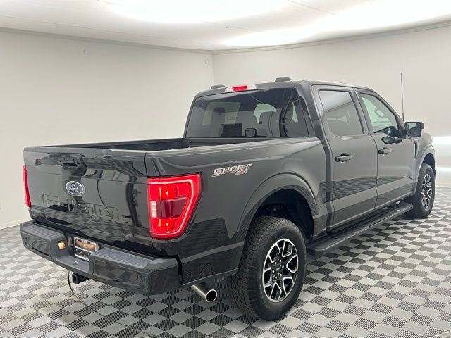 2023 Ford F-150 XLT photo 4