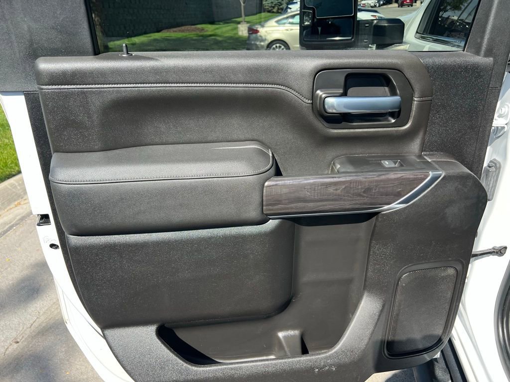 2022 Chevrolet Silverado 2500HD LTZ photo 19