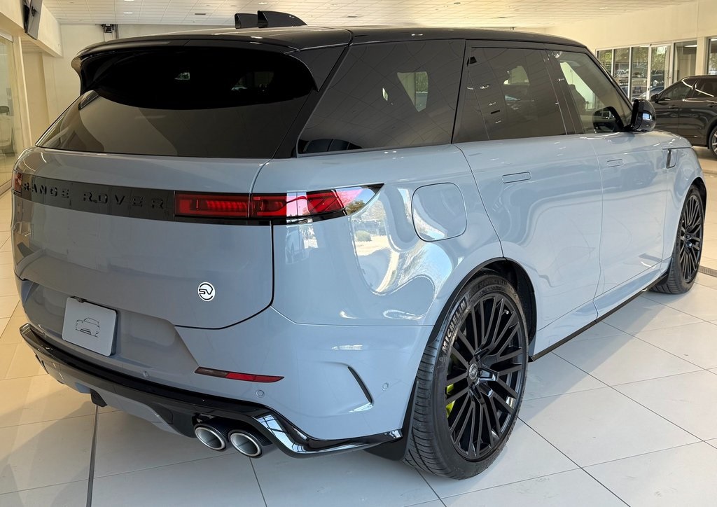 2025 Land Rover Range Rover Sport photo 6