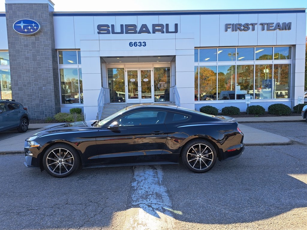 2018 Ford Mustang EcoBoost photo 3