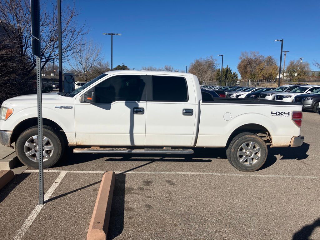 2013 Ford F-150 XLT photo 2
