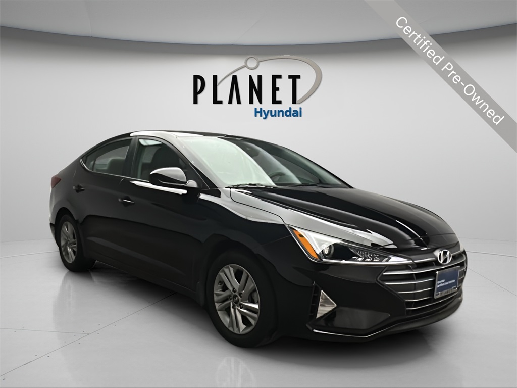 2020 Hyundai Elantra SEL's photo