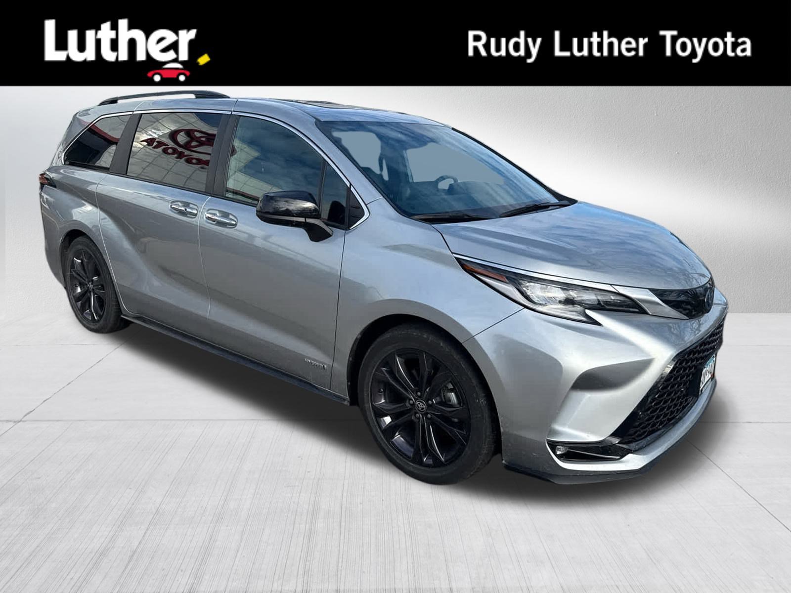 2021 Toyota Sienna XSE