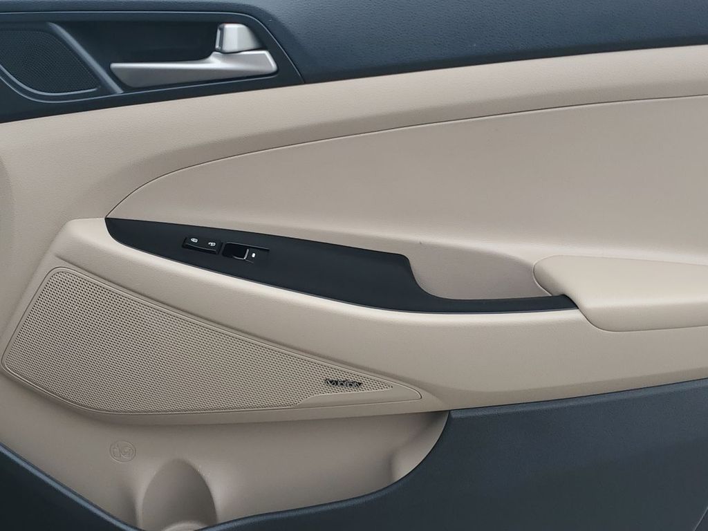 2018 Hyundai Tucson Plus Eco Sport Value Base Ultimate photo 39
