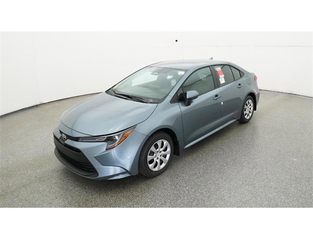 2026 Toyota Corolla LE's photo