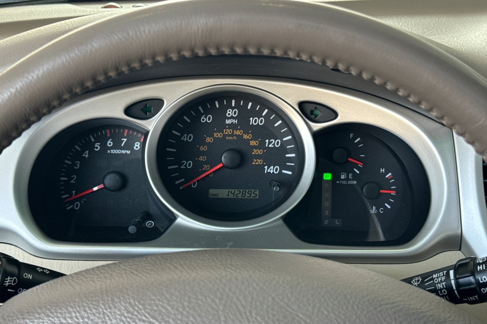 2005 Toyota Highlander Limited photo 26