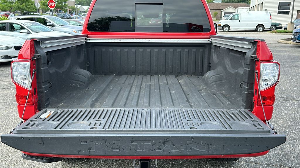 2024 Nissan Titan SV photo 26