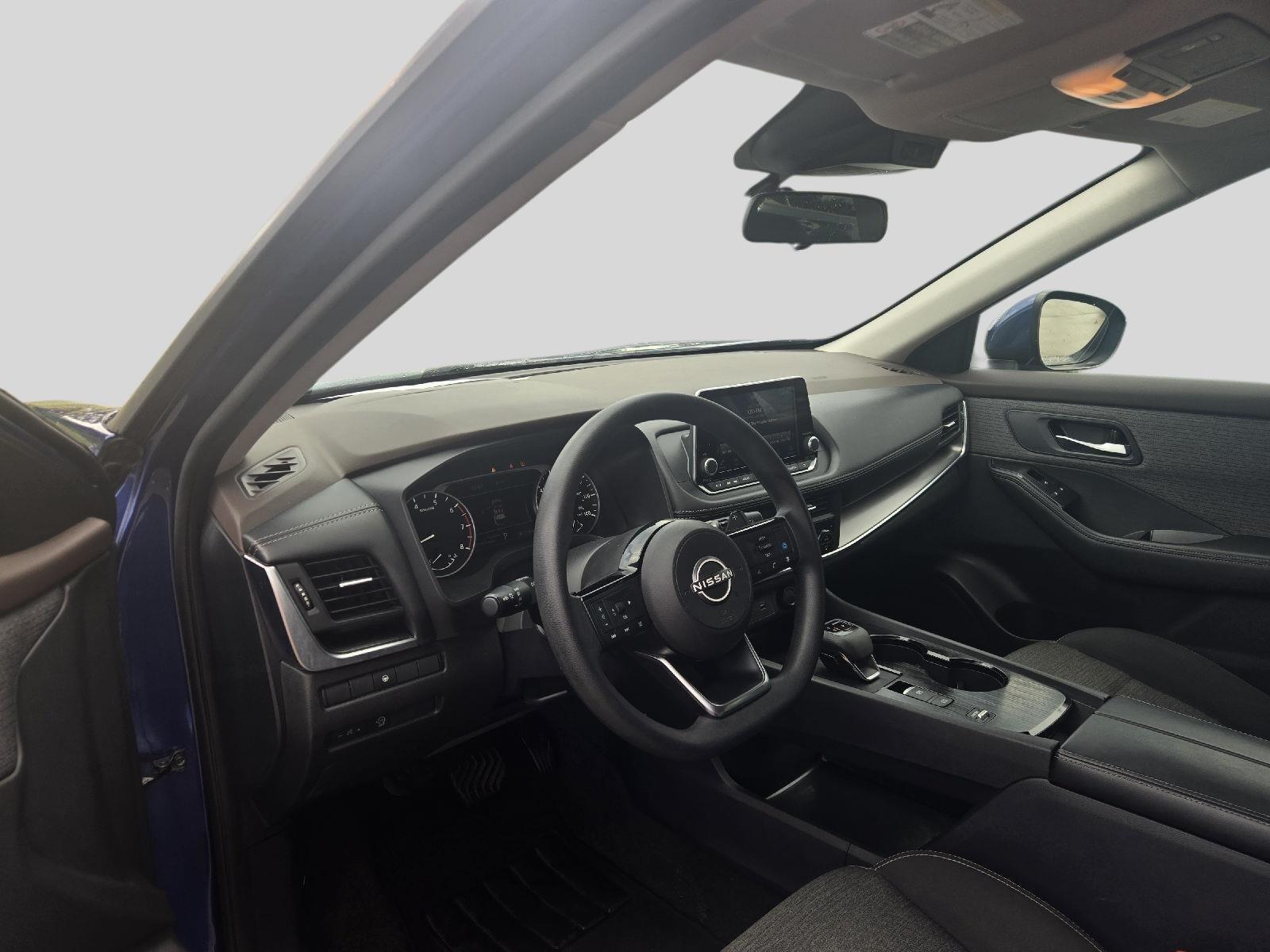 2023 Nissan Rogue SV photo 9