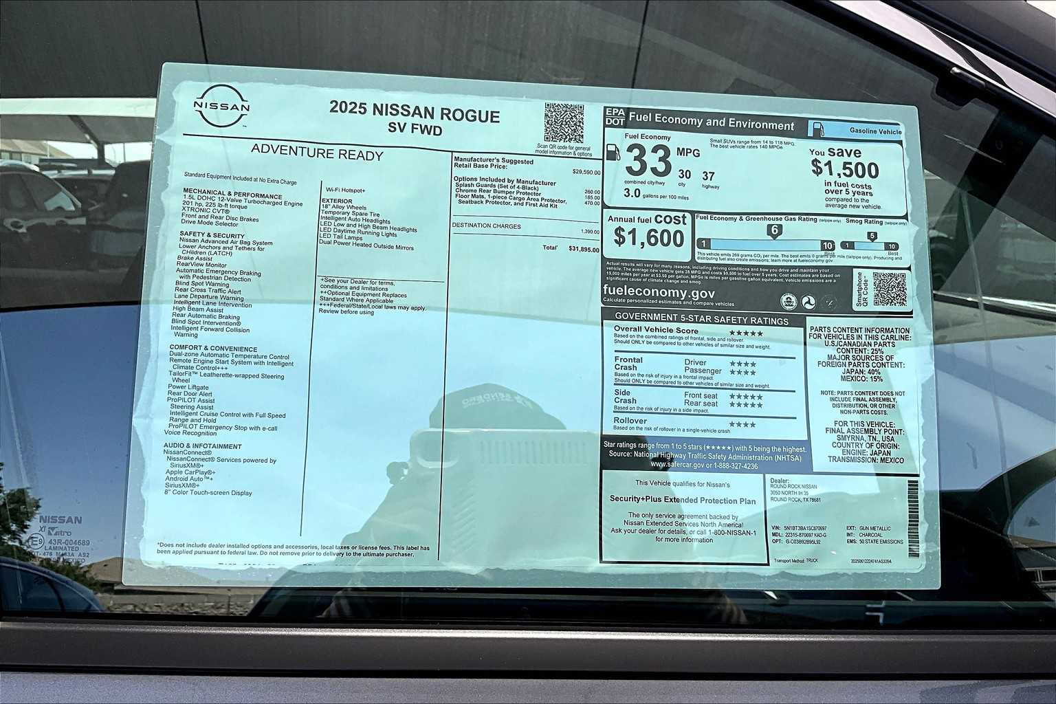 2025 Nissan Rogue SV photo 17