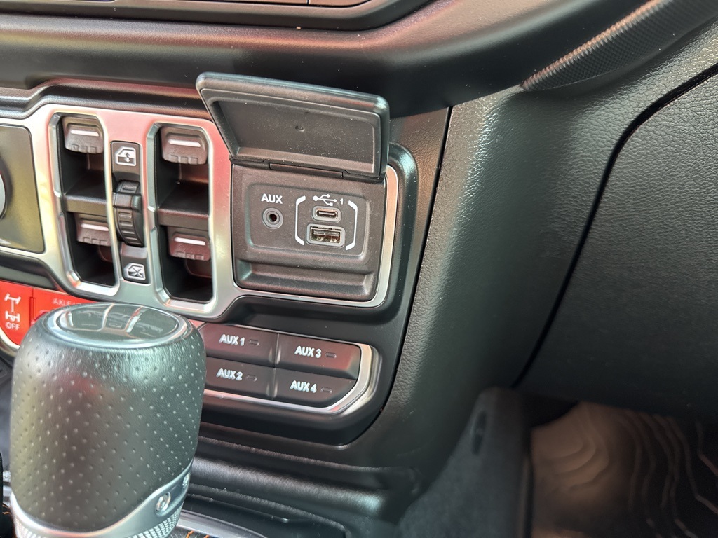 2022 Jeep Gladiator Mojave photo 40