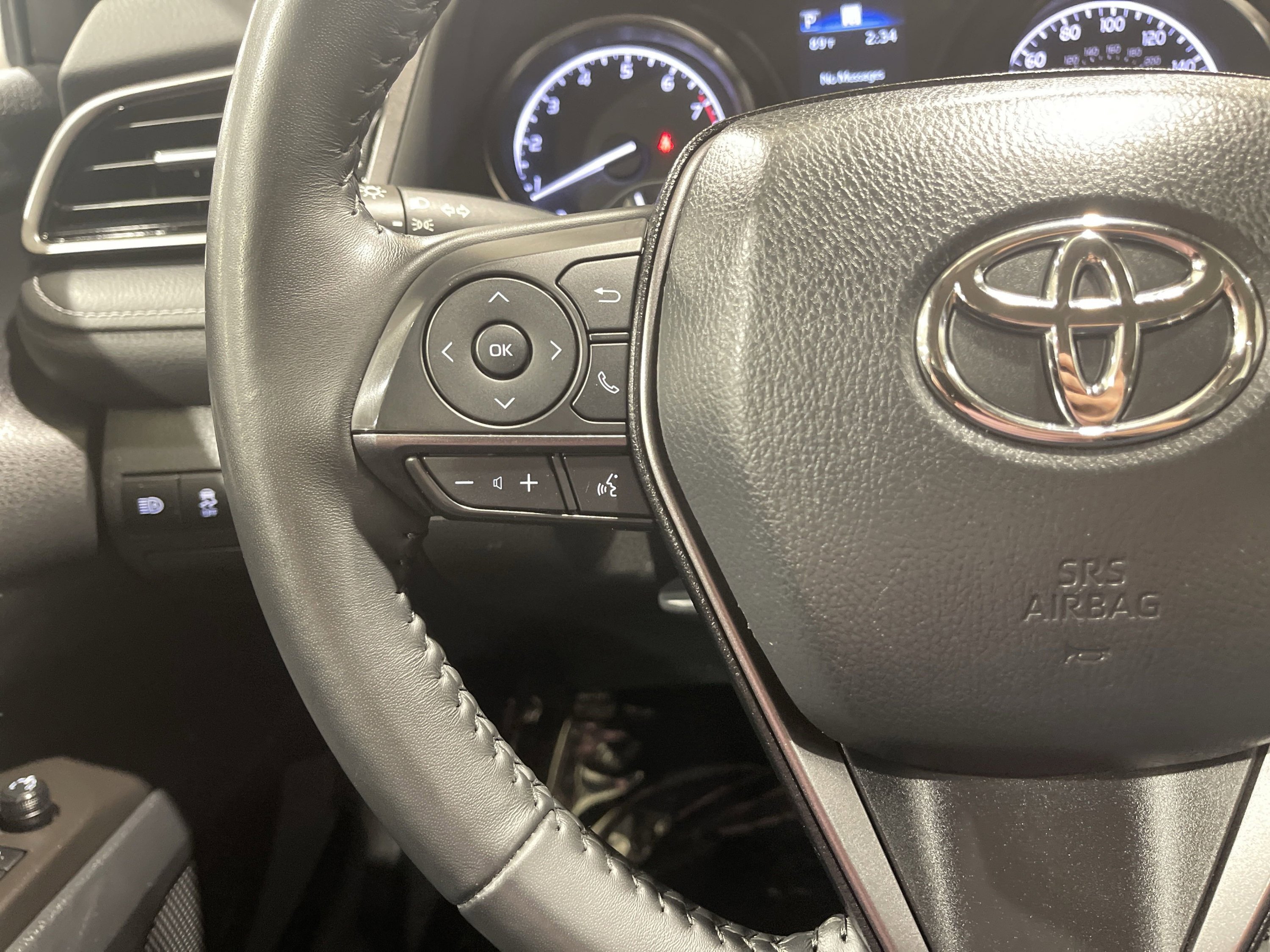 2024 Toyota Camry SE photo 16