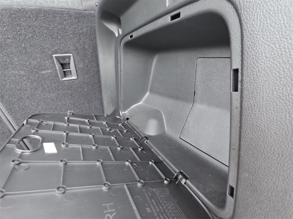 2022 Chevrolet Trax LS photo 26