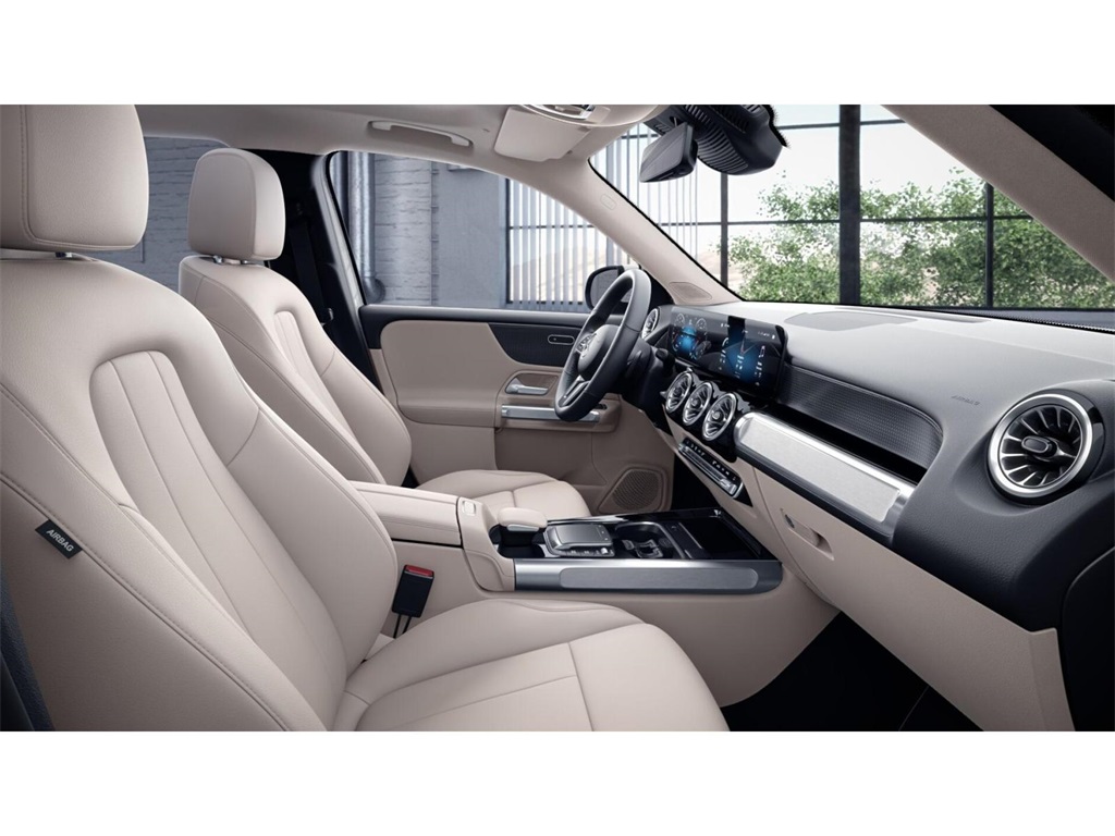 2022 Mercedes Benz GLB 250 4MATIC photo 4