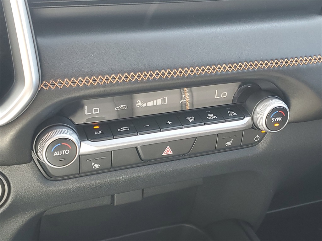 2025 Mazda CX-50 Premium photo 22