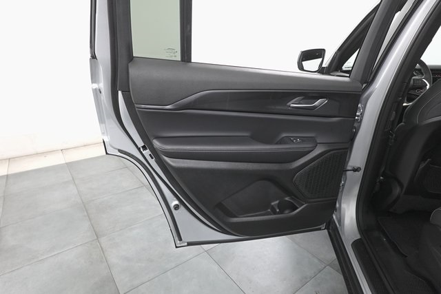 2025 Jeep Grand Cherokee Laredo X photo 21