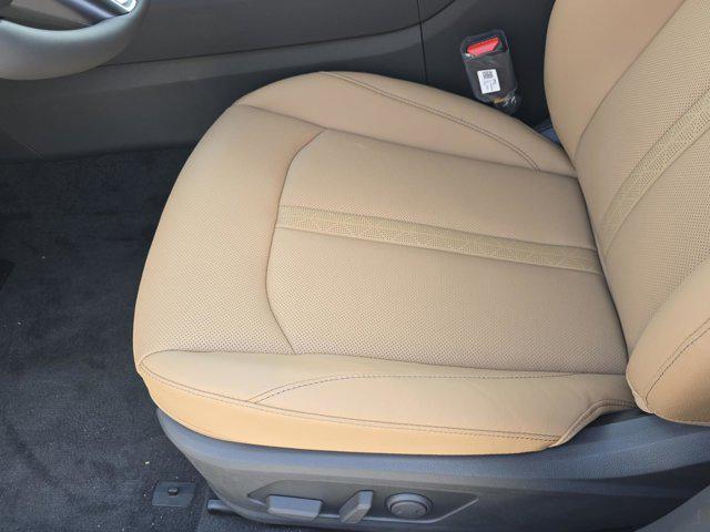 2025 Hyundai Sonata Hybrid Limited photo 16
