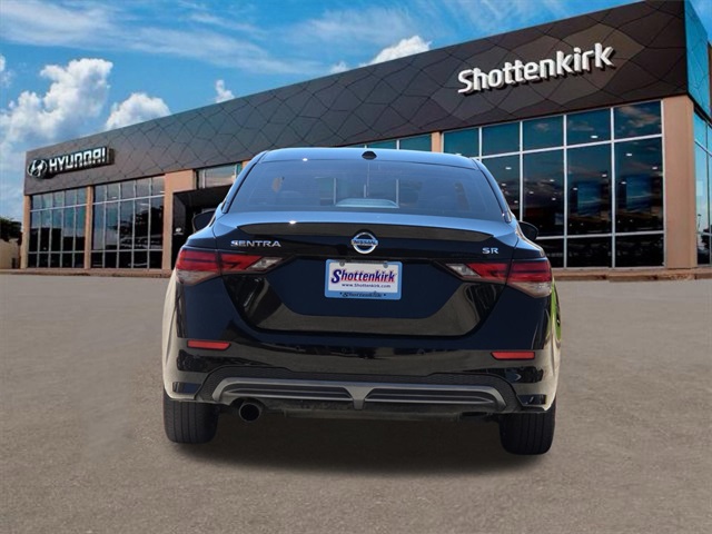 2023 Nissan Sentra SR photo 5