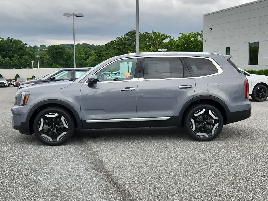 2023 Kia Telluride S photo 4
