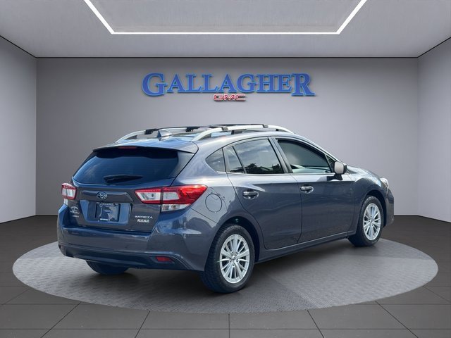 2017 Subaru Impreza Premium photo 4