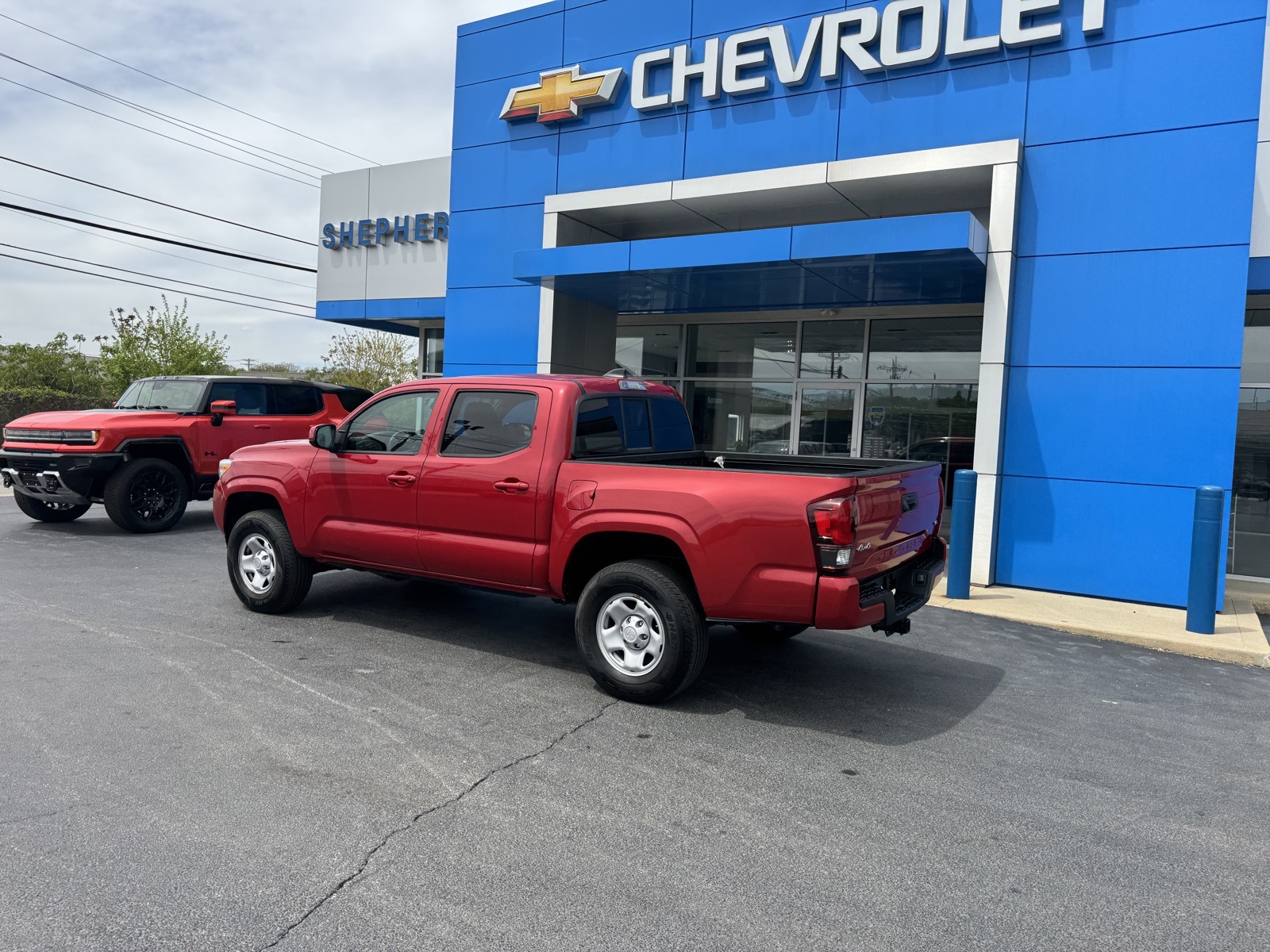 2022 Toyota Tacoma SR photo 3