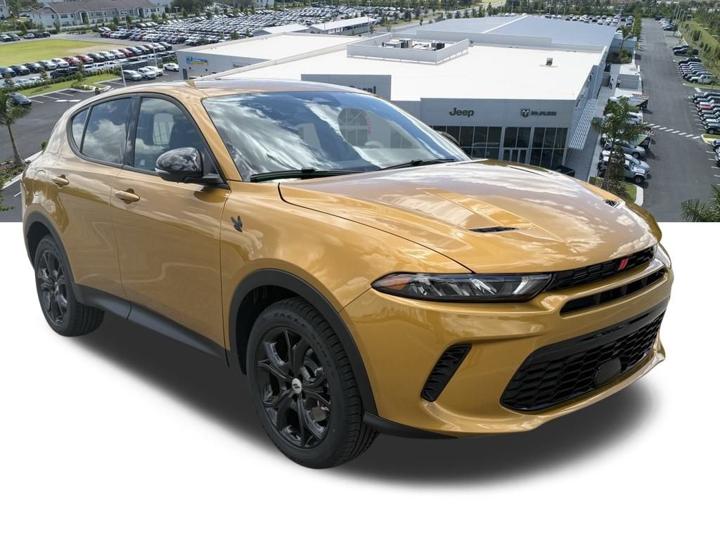 2025 Dodge Hornet GT photo 2