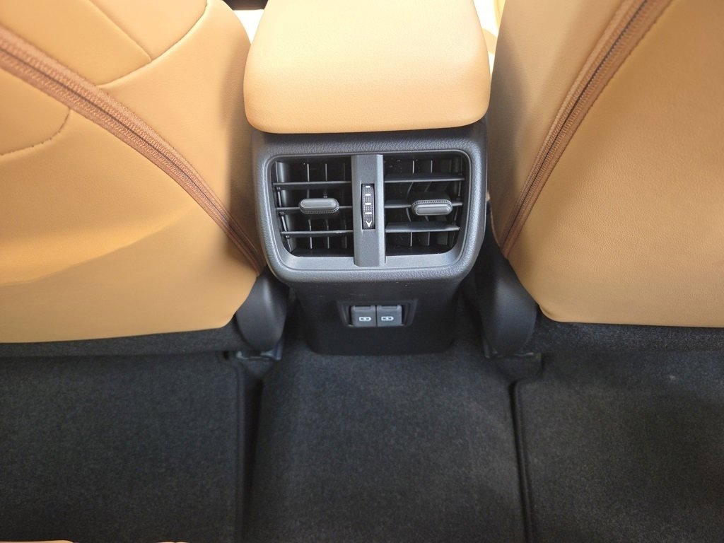 2025 Lexus UX Premium photo 19