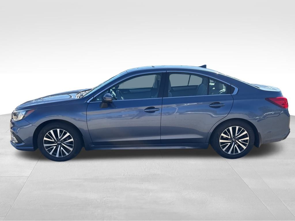 2018 Subaru Legacy 2.5i Premium photo 2
