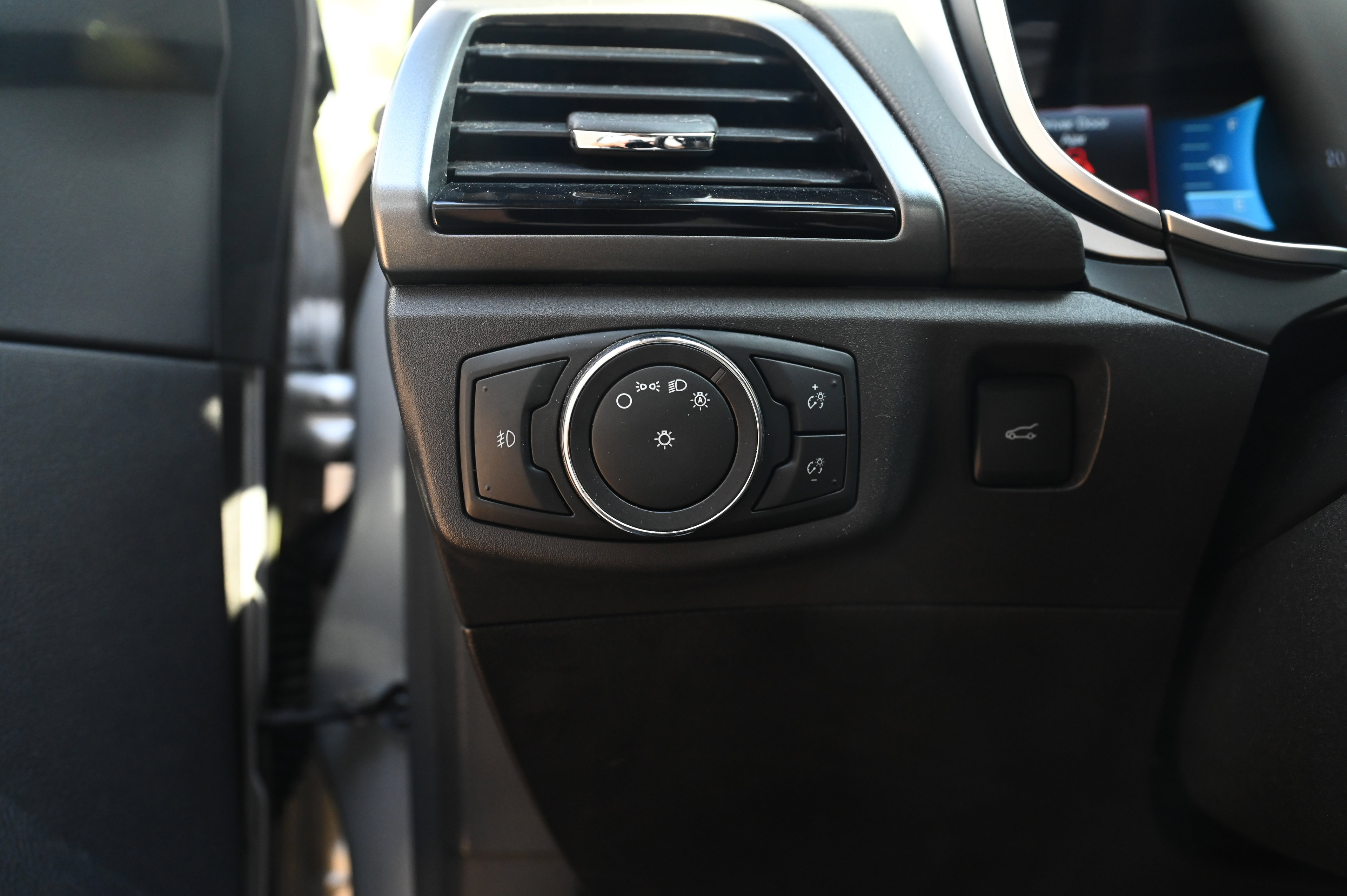 2014 Ford Fusion SE photo 13