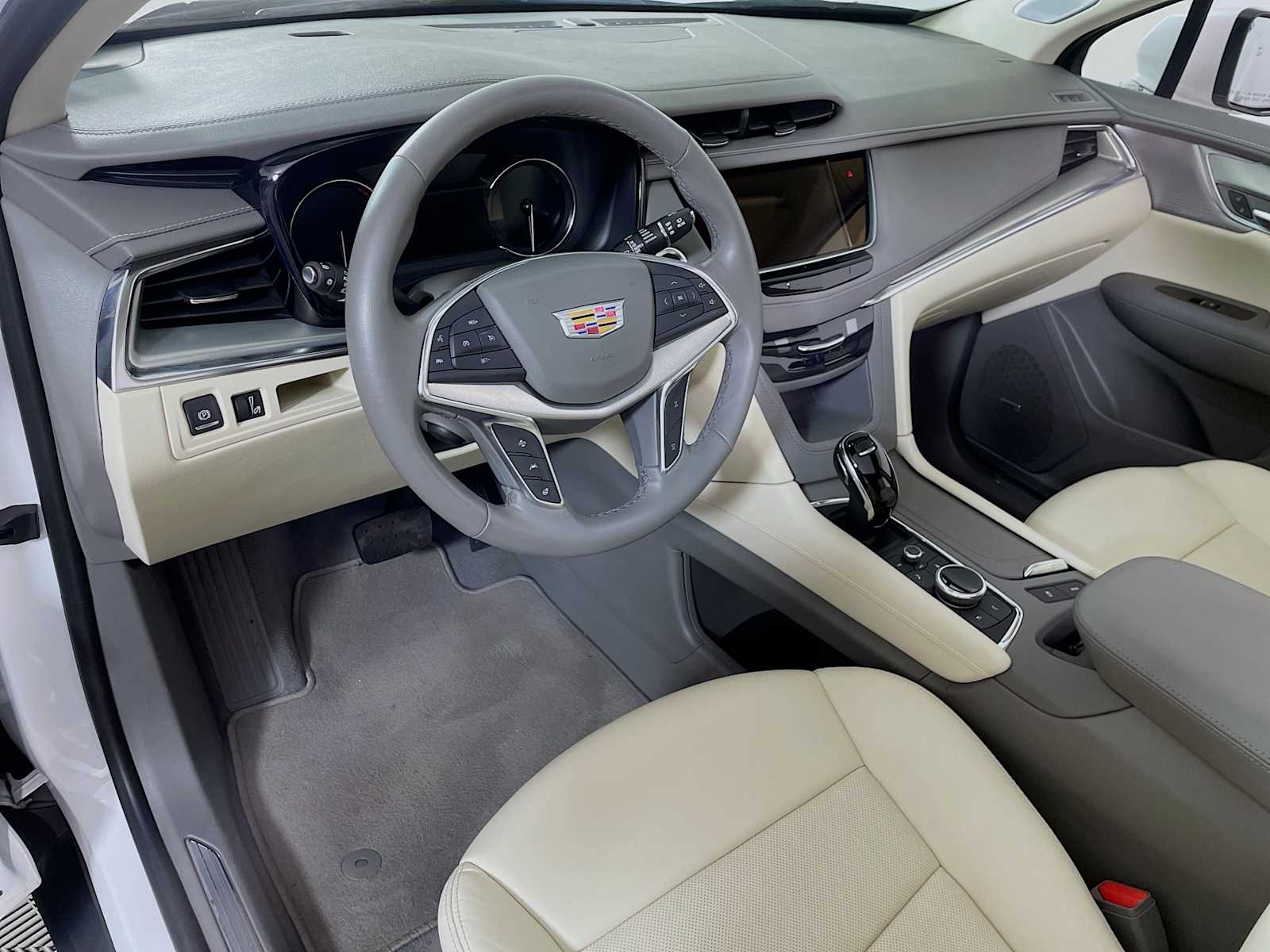 2022 Cadillac XT5 Premium Luxury photo 7