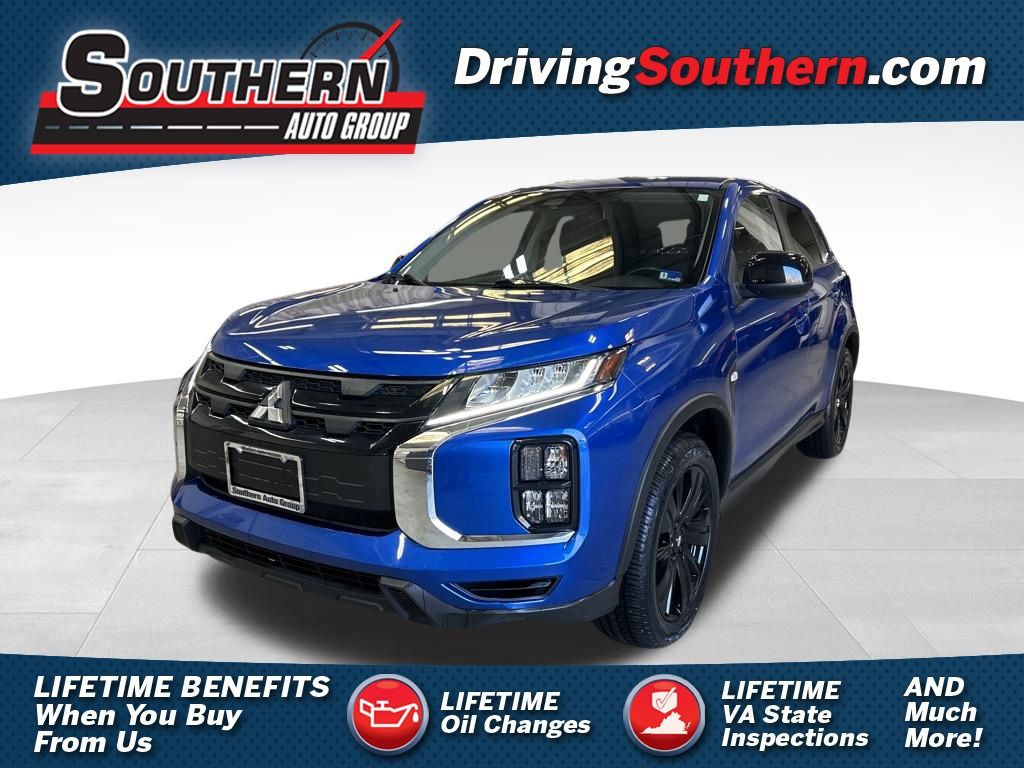 2022 Mitsubishi Outlander Sport LE's photo