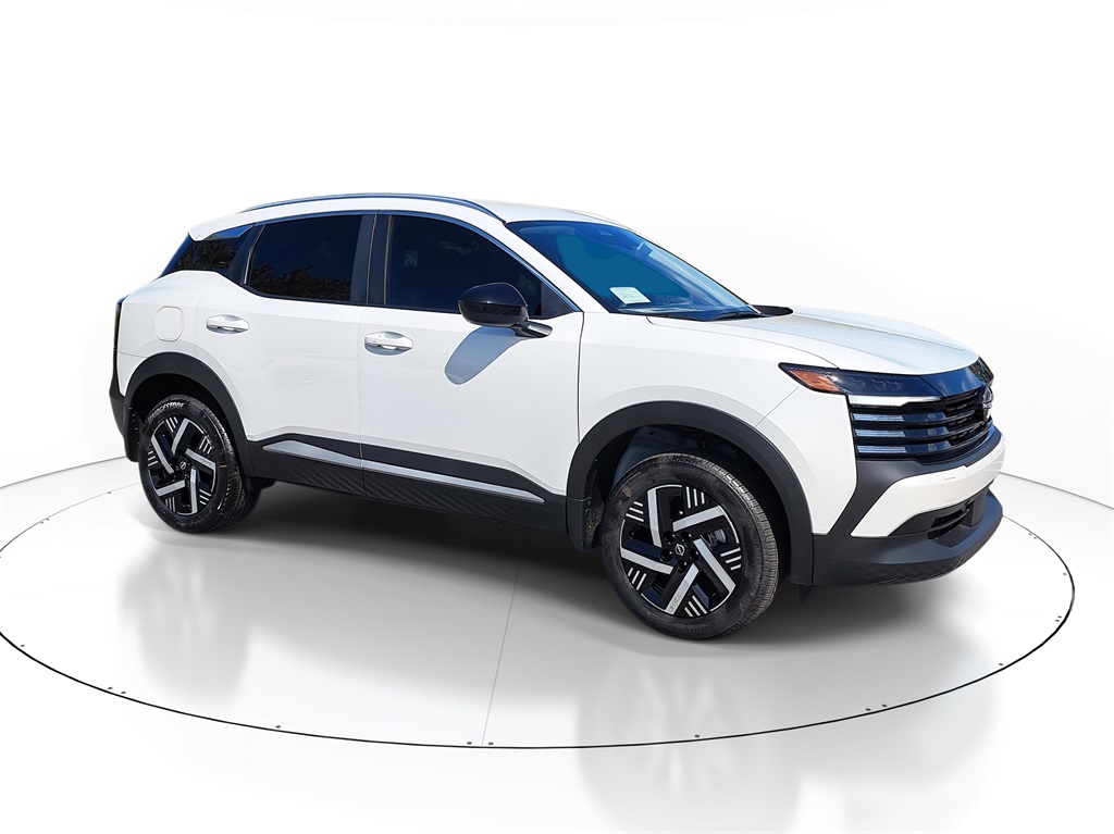 2026 Nissan Kicks SV photo 2