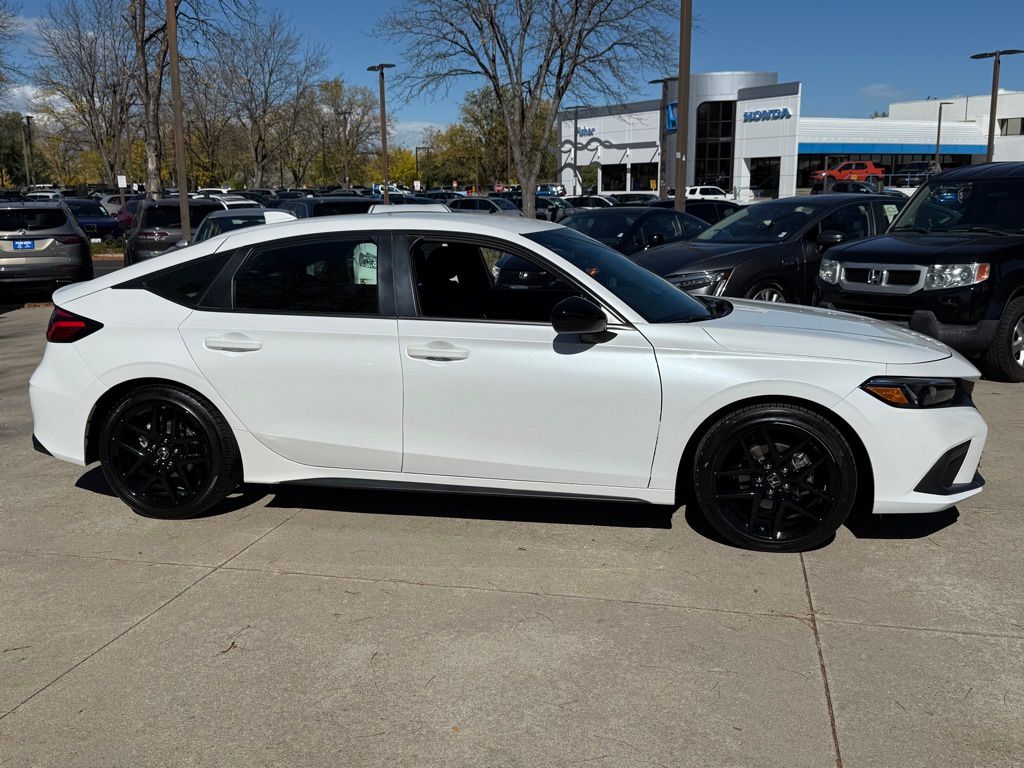 2023 Honda Civic Sport photo 3