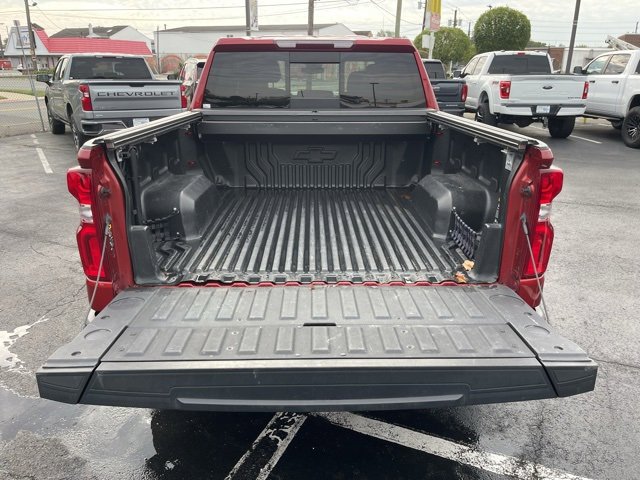 2023 Chevrolet Silverado 1500 RST photo 8