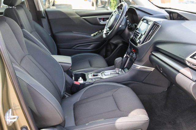2024 Subaru Forester Premium Base photo 14