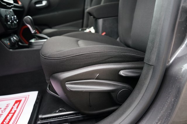 2019 JEEP RENEGADE - Image 11