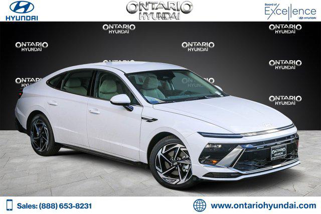 2026 Hyundai Sonata SEL's photo