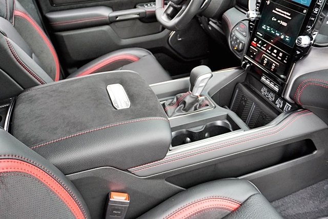 New 2026 Diamond Black Crystal Pearl-Coat Exterior Paint RAM RHO image 15