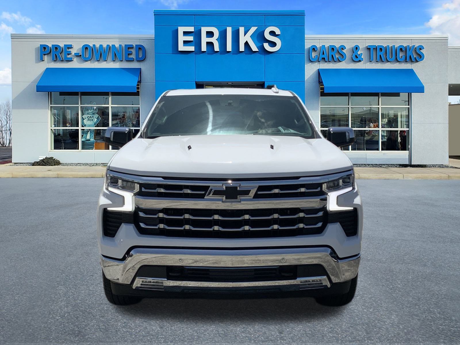 2023 Chevrolet Silverado 1500 LTZ photo 3