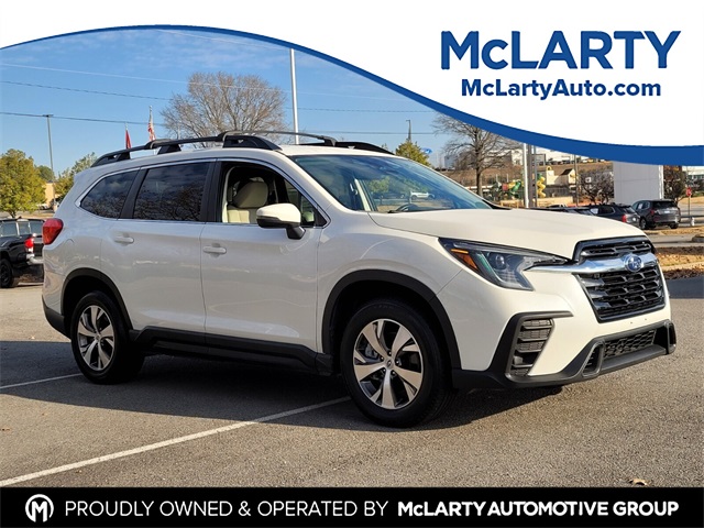 2023 Subaru Ascent Premium's photo