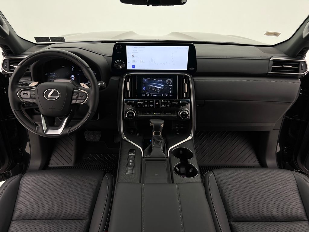 2025 Lexus LX 600 Luxury photo 23