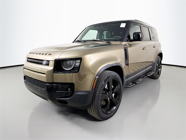 2026 Land Rover Defender S's photo