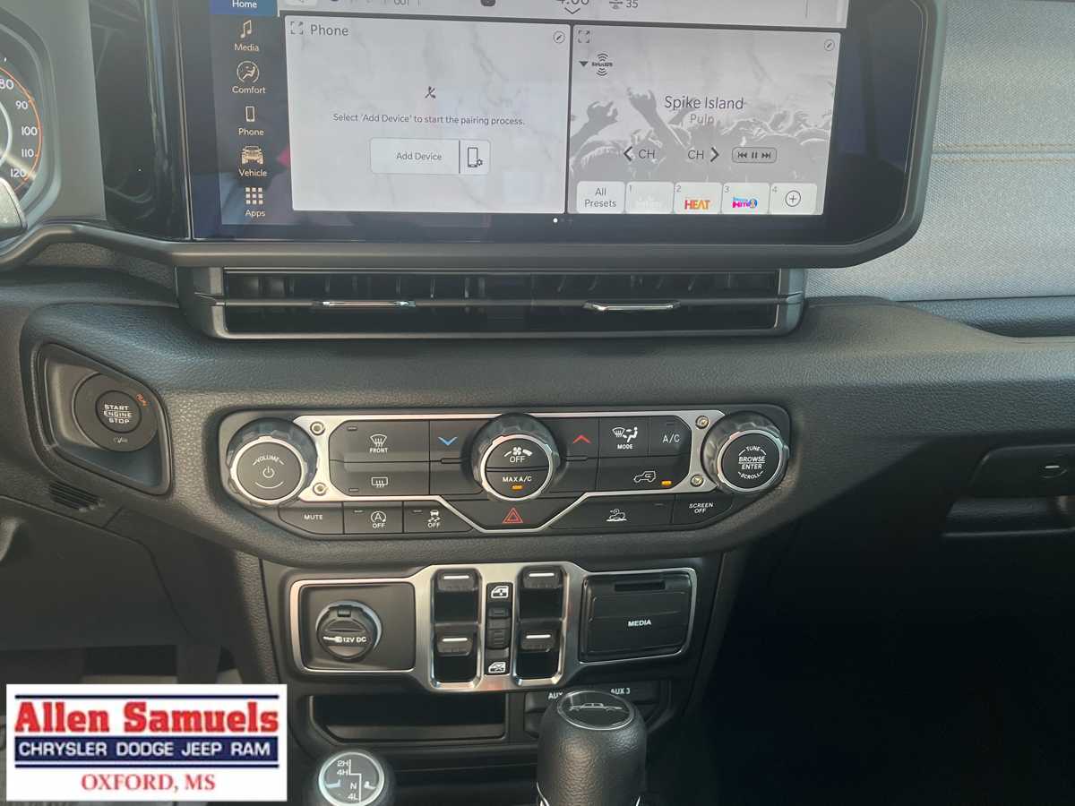 2025 Jeep Gladiator Sport S photo 23