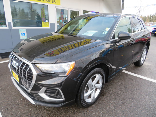 2020 Audi Q3 Premium's photo