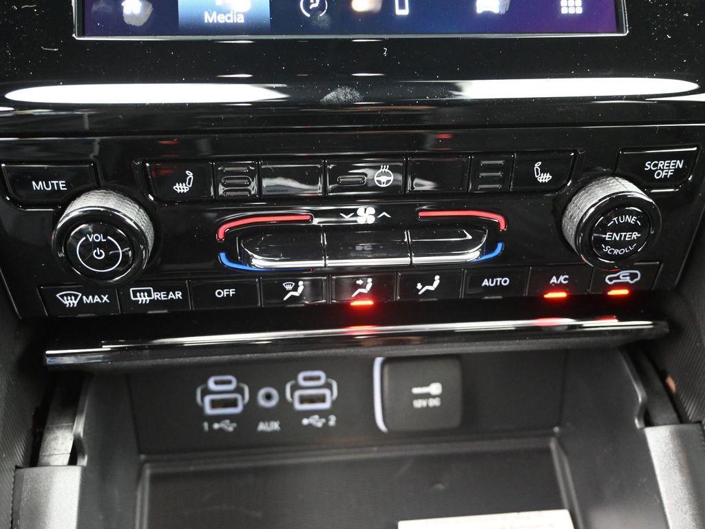 2025 Jeep Grand Cherokee Altitude X photo 15