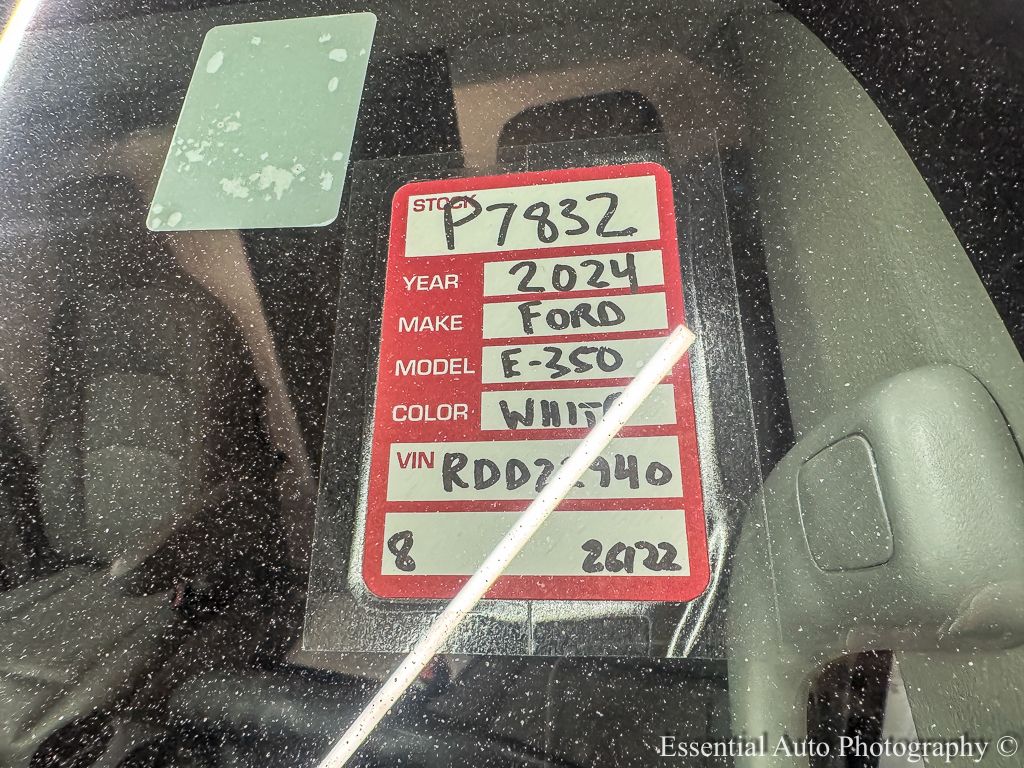 2024 FORD E-350 - Image 25