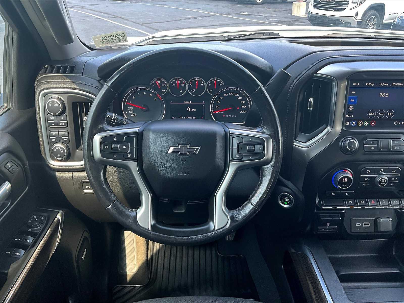 2022 Chevrolet Silverado 1500 RST photo 16