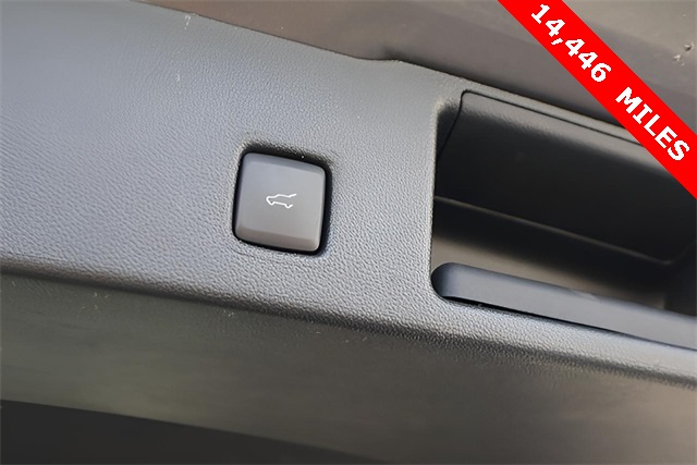 2022 Ford Escape SE photo 4