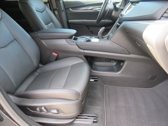2022 Cadillac XT5 Sport photo 11
