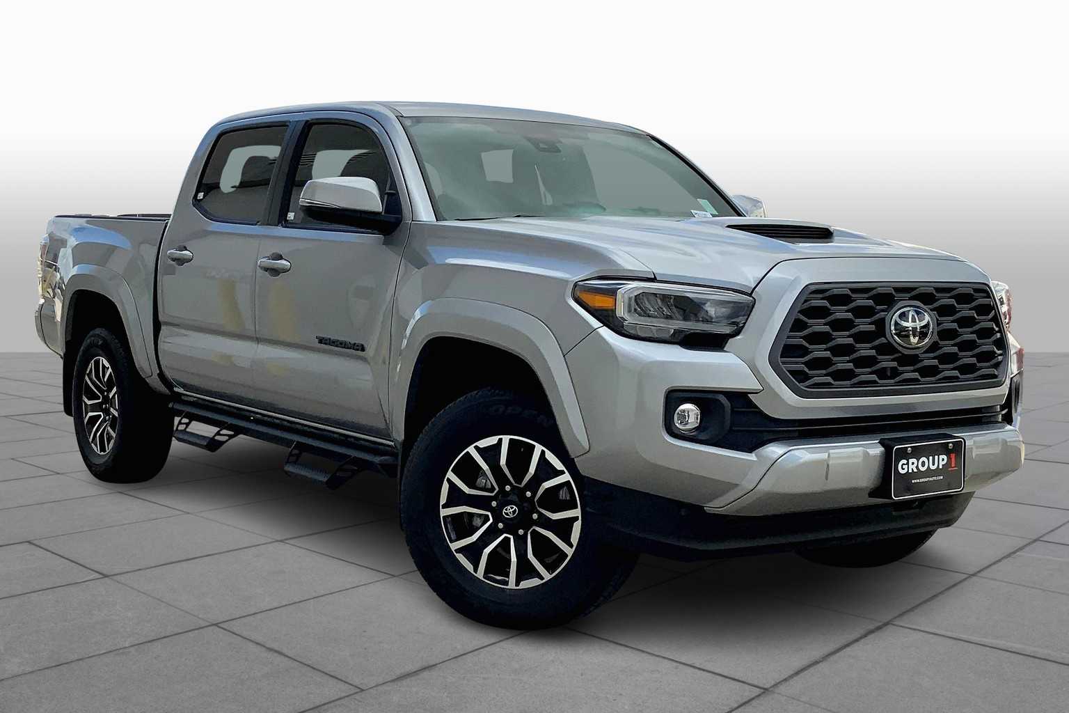2023 Toyota Tacoma TRD Sport photo 2