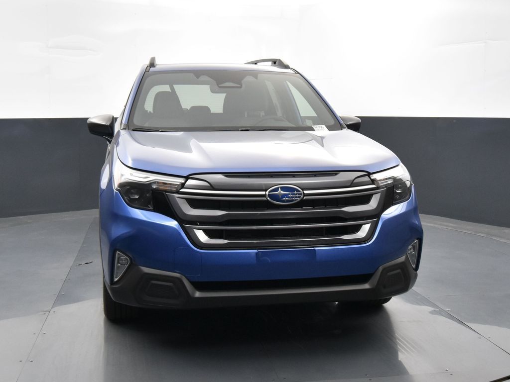 2025 Subaru Forester Premium photo 2
